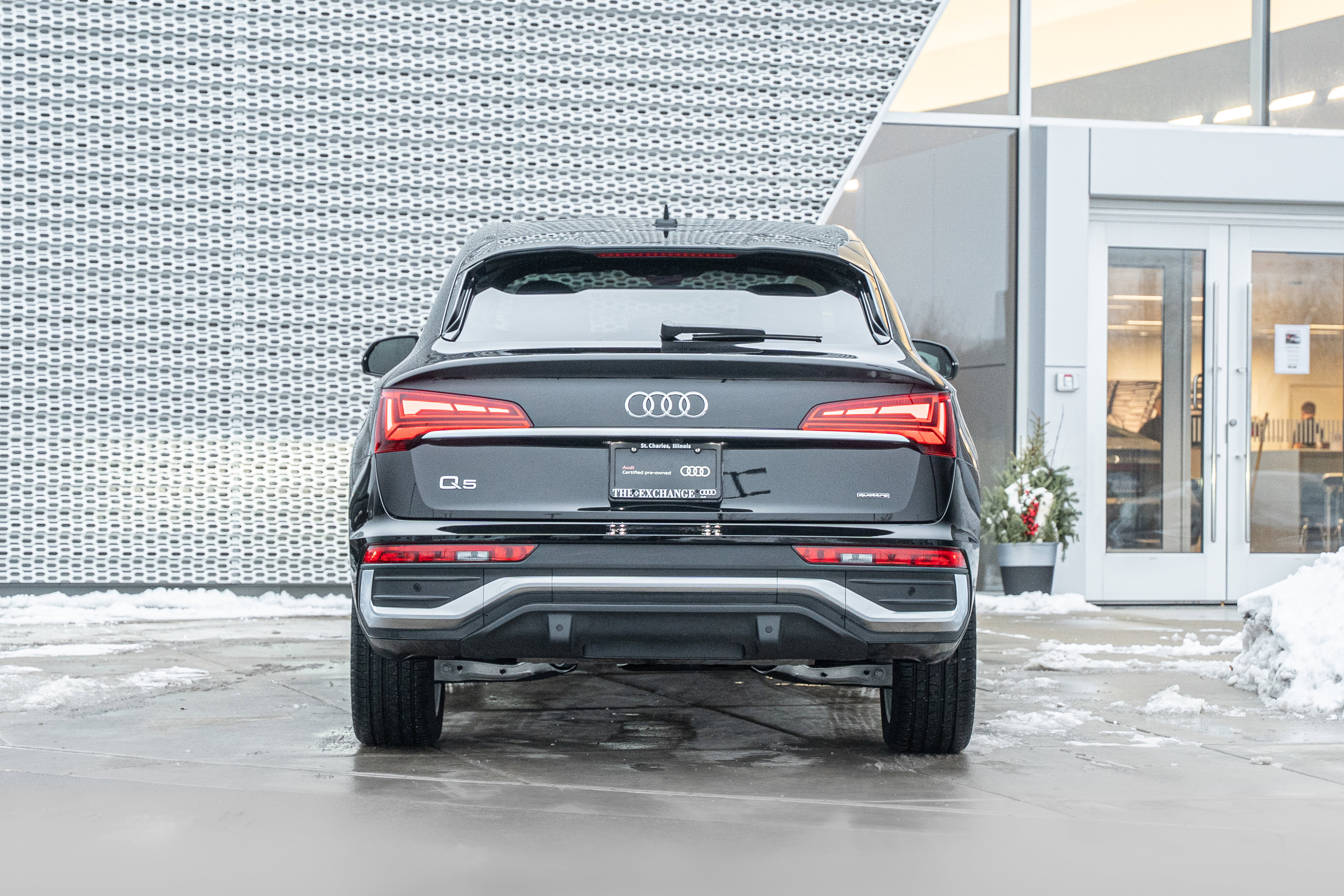 Certified 2025 Audi Q5 2.0T Premium Plus w/ Premium Plus Package image 31
