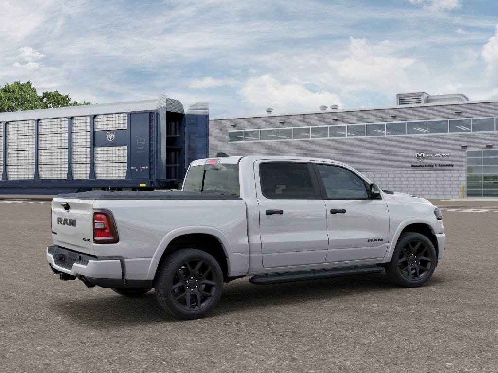 New 2027 RAM 1500 Laramie AWD/4WD image 4