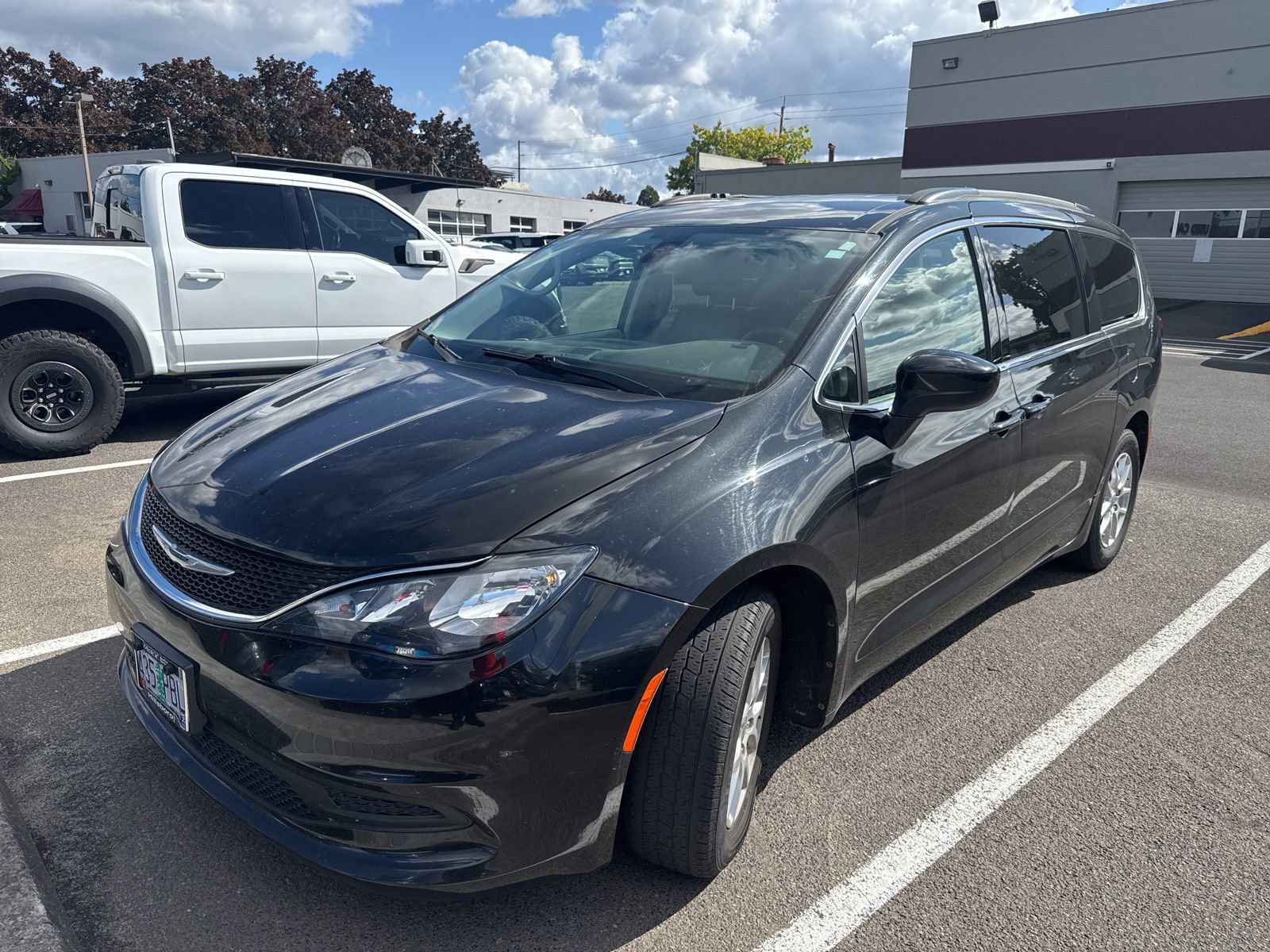 Used 2021 Chrysler Voyager Lxi