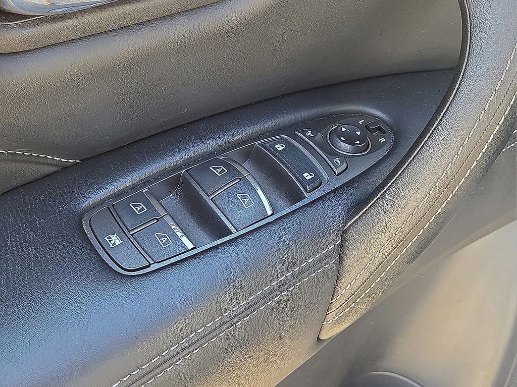 Used 2023 INFINITI QX80 Luxe w/ Cargo Package image 24