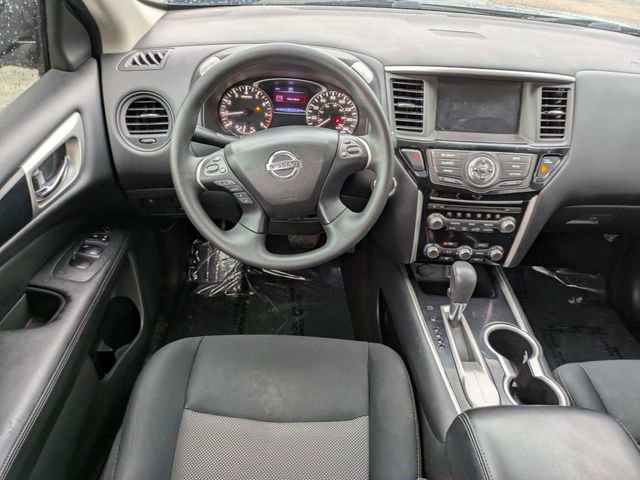Used 2018 Nissan Pathfinder S FWD image 18