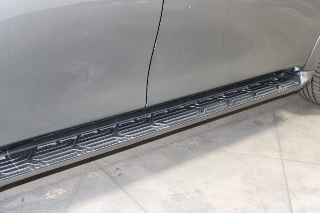 Used 2018 INFINITI QX80 4WD w/ Driver Assistance Package image 12