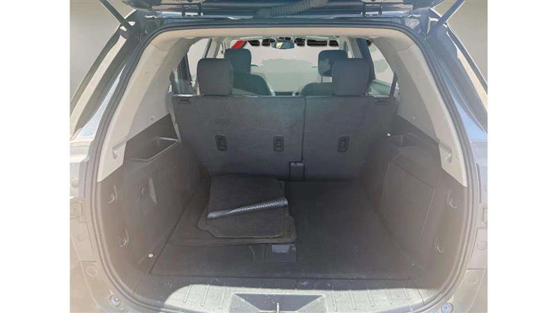 Used 2017 Chevrolet Equinox LT w/ Convenience Package image 17