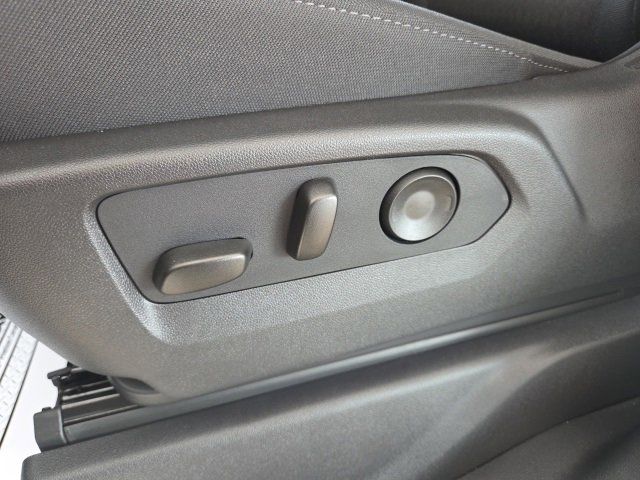 New 2026 Chevrolet Silverado 1500 LT image 42