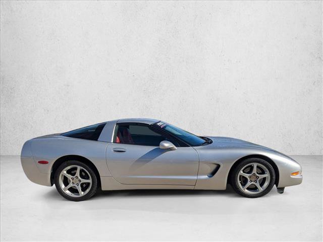 Used 2004 Chevrolet Corvette Coupe image 4