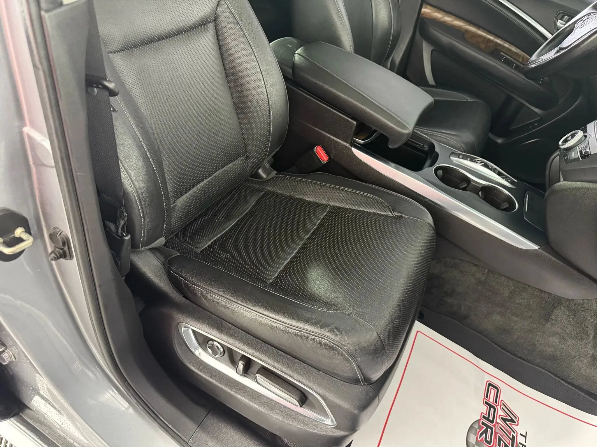 Used 2020 Acura MDX w/ Technology Package FWD image 37