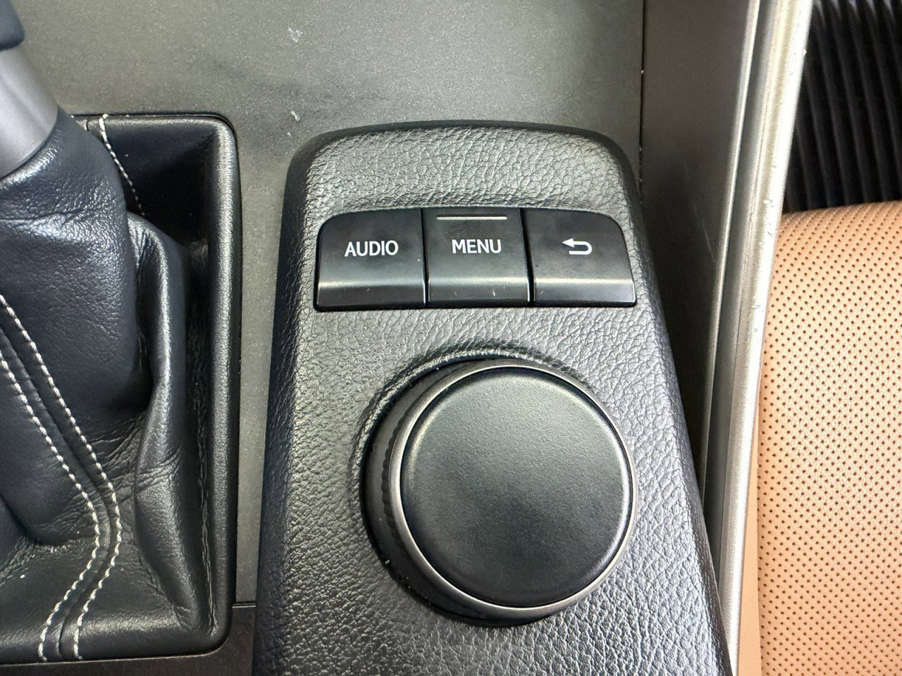 Used 2016 Lexus IS 200t RWD image 23