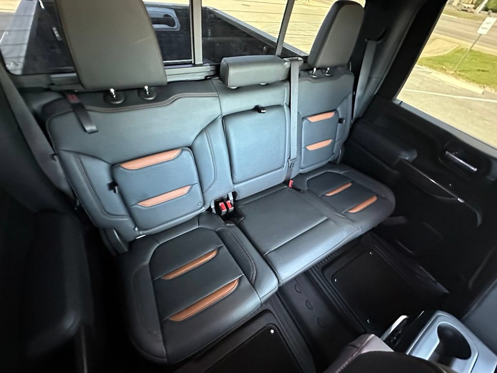 Used 2023 GMC Sierra 2500 AT4 w/ AT4 Preferred Package AWD/4WD image 27