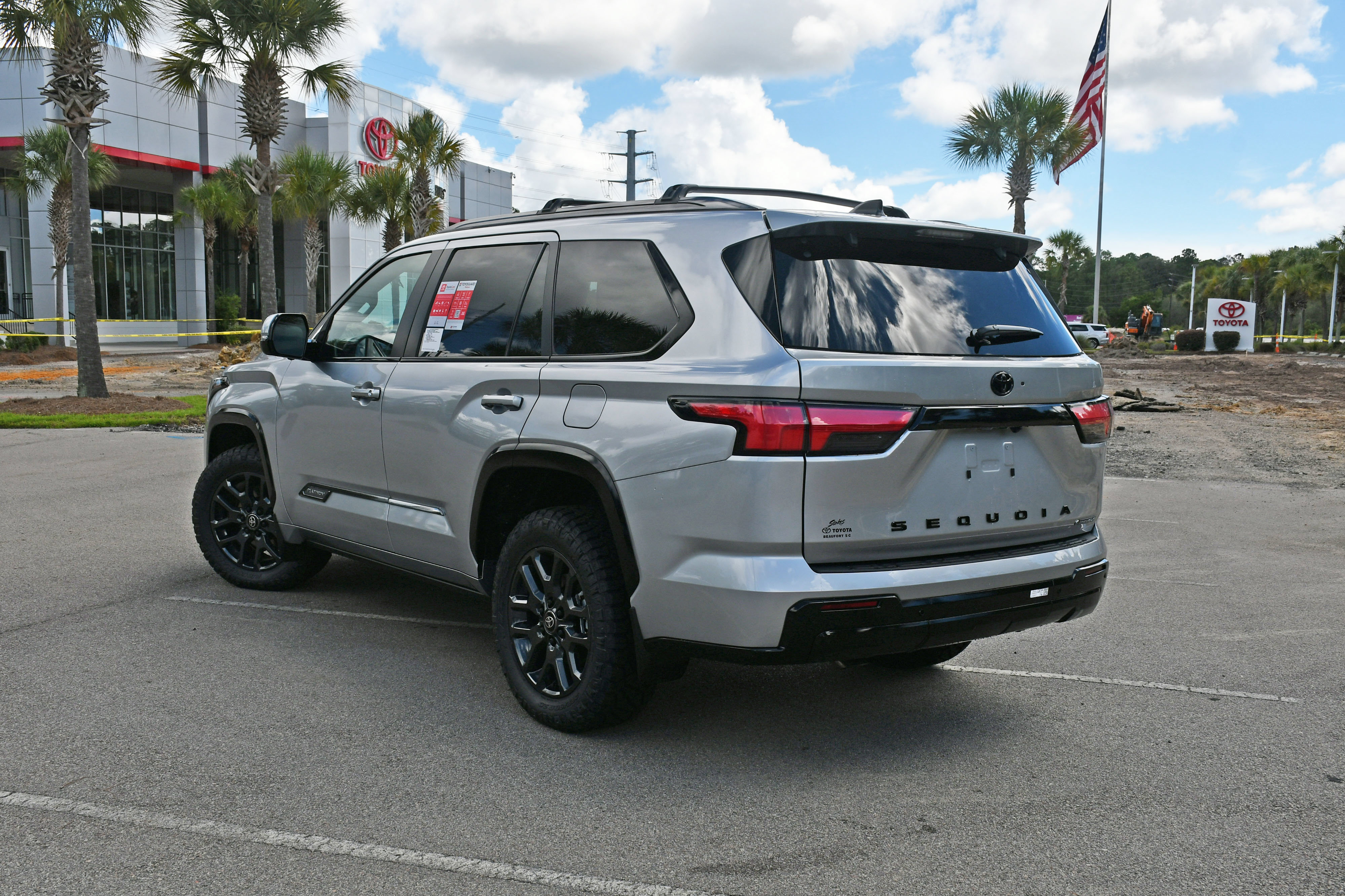 New 2026 Toyota Sequoia Platinum AWD/4WD image 2