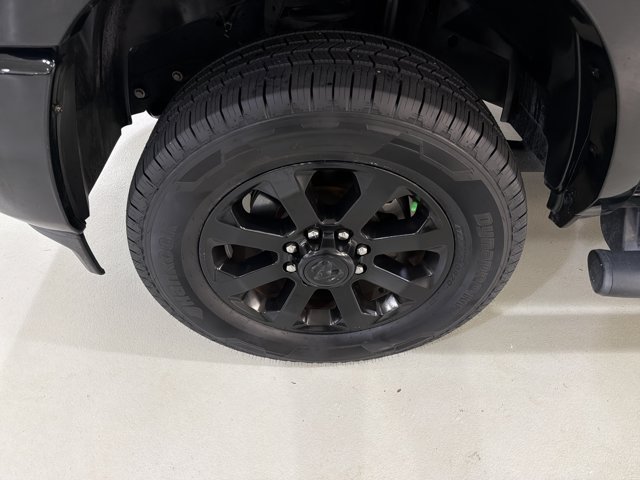 Used 2019 RAM 3500 Laramie w/ Black Appearance Package AWD/4WD image 11