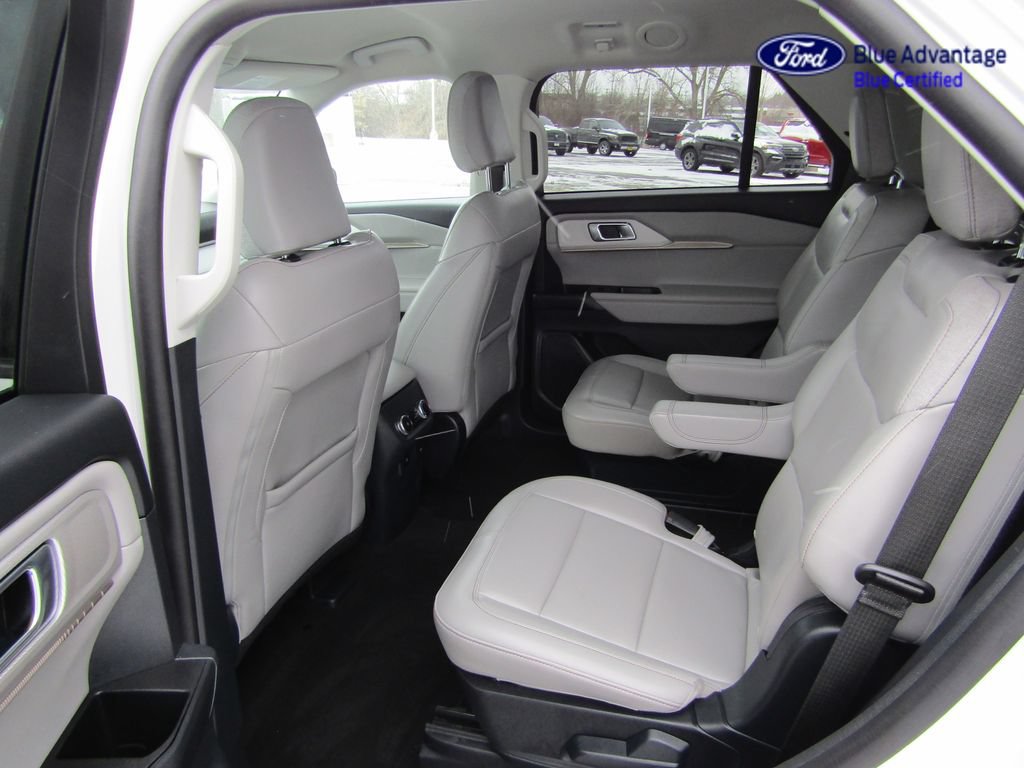 Certified 2025 Ford Explorer Active w/ Active Comfort Package AWD/4WD image 21