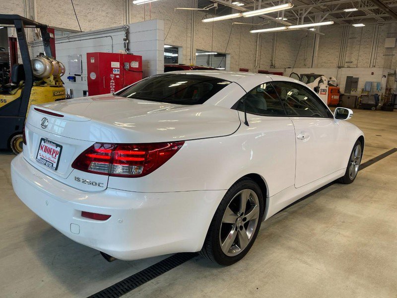 Used 2011 Lexus IS 250C w/ Luxury Pkg image 7