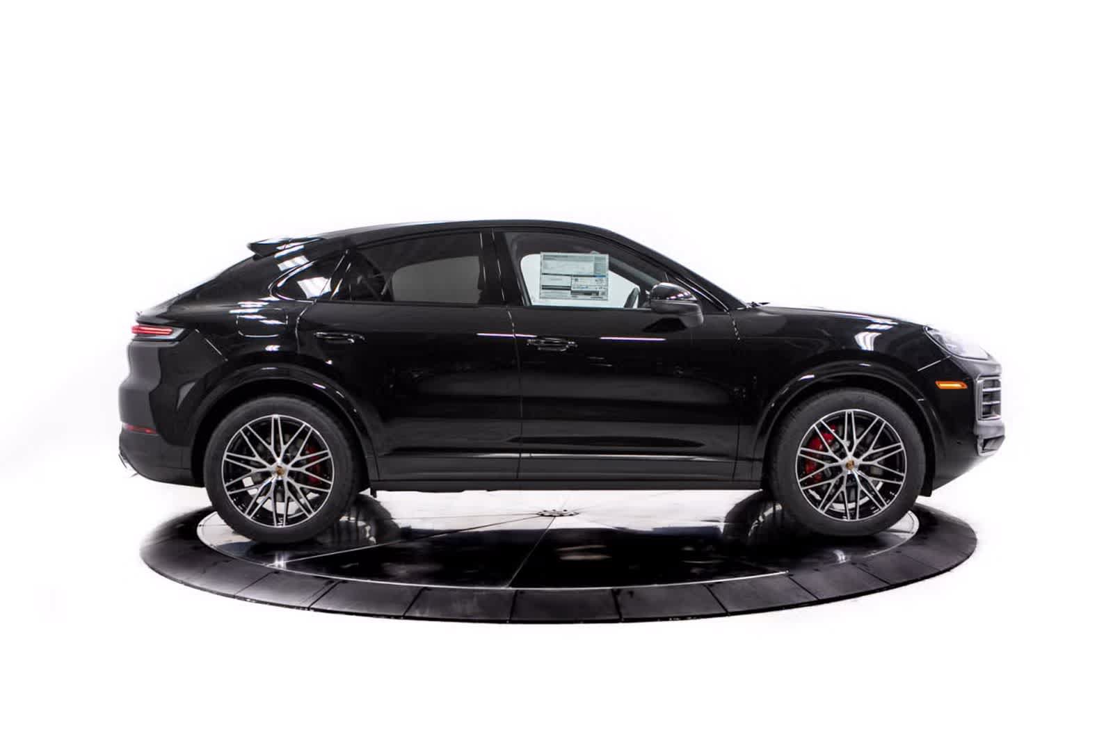 Certified 2026 Porsche Cayenne S AWD/4WD image 8