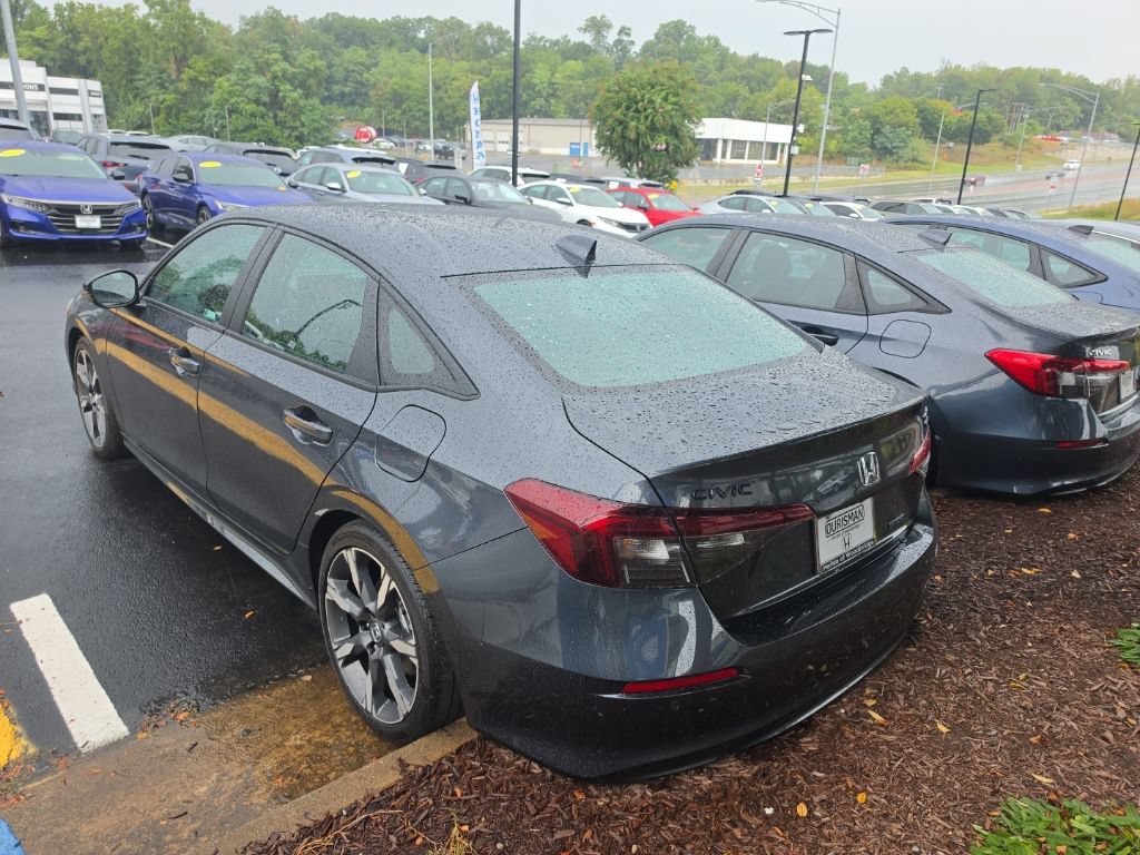 Used 2026 Honda Civic Sport image 3