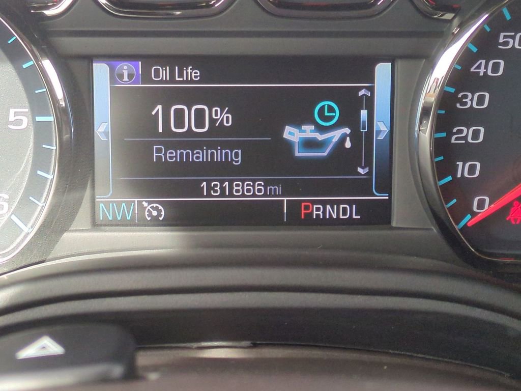 Used 2020 Chevrolet Suburban LT image 18