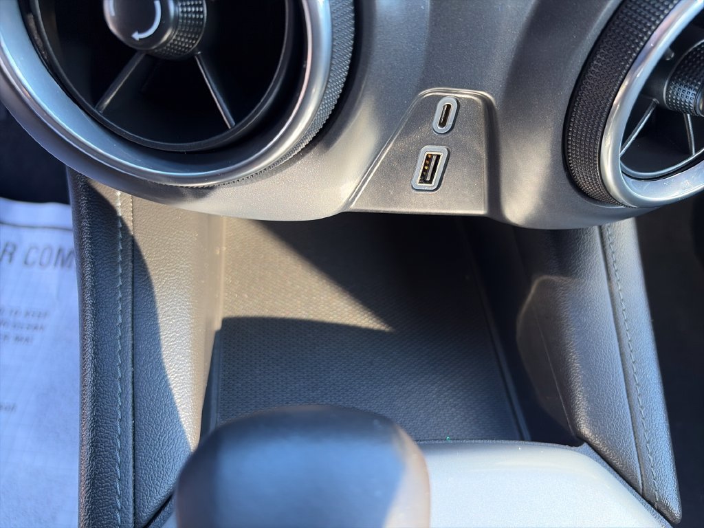 Used 2020 Chevrolet Blazer LT FWD image 25