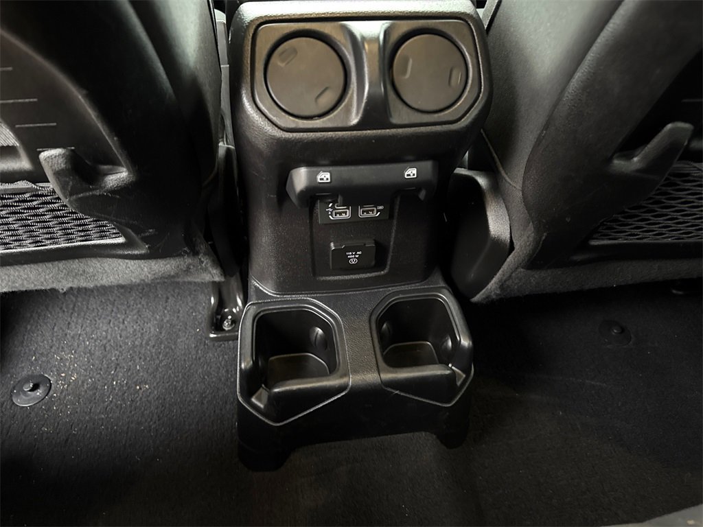 Used 2020 Jeep Gladiator Rubicon image 9