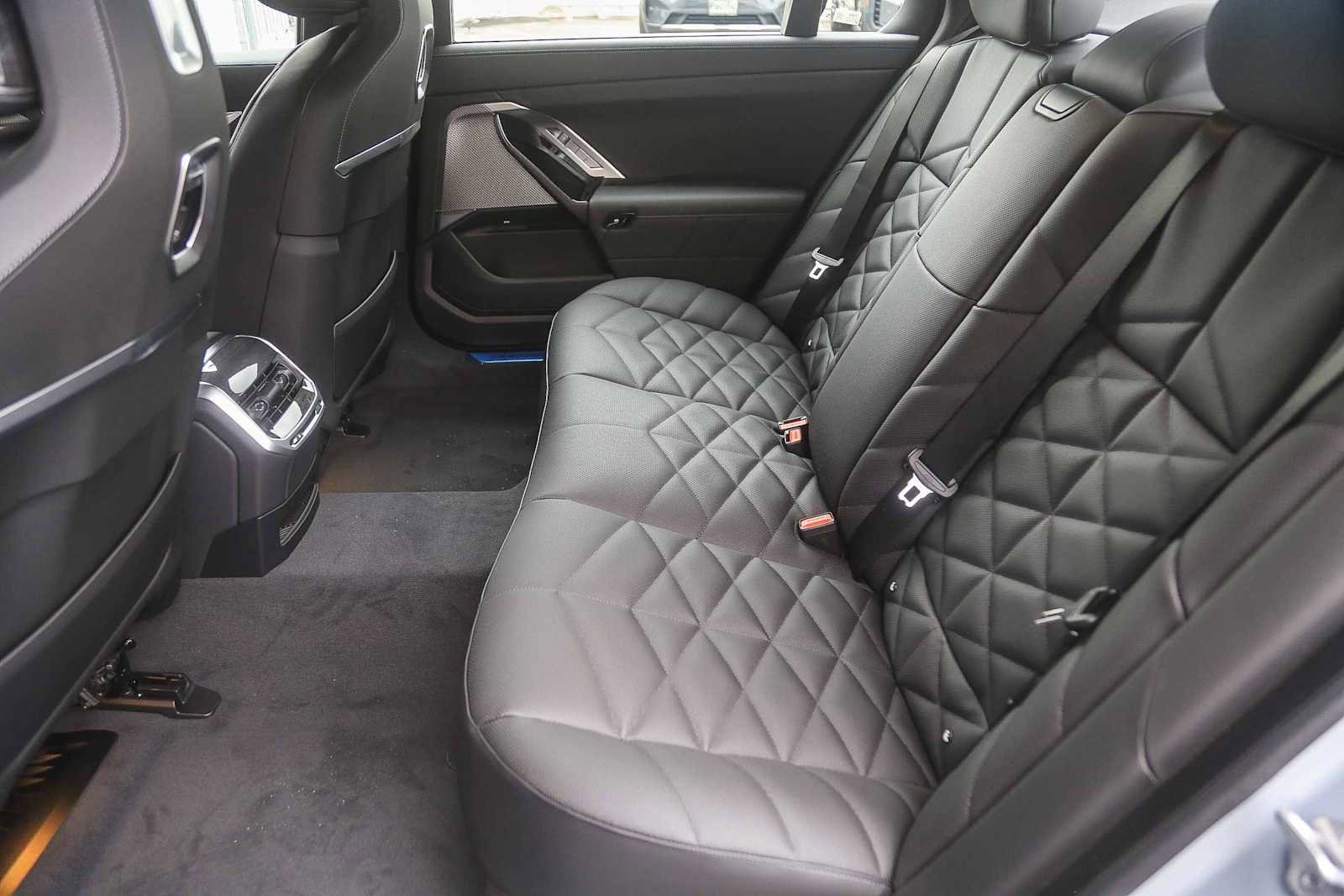 New 2026 BMW 740i image 15