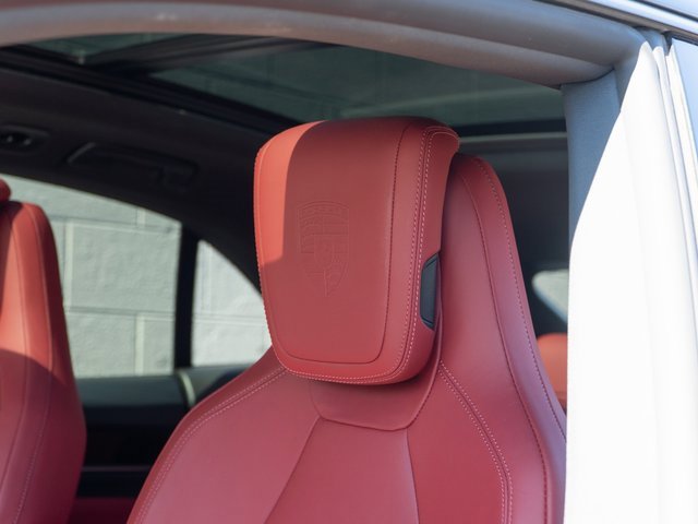 Certified 2024 Porsche Macan 4 Electric image 20