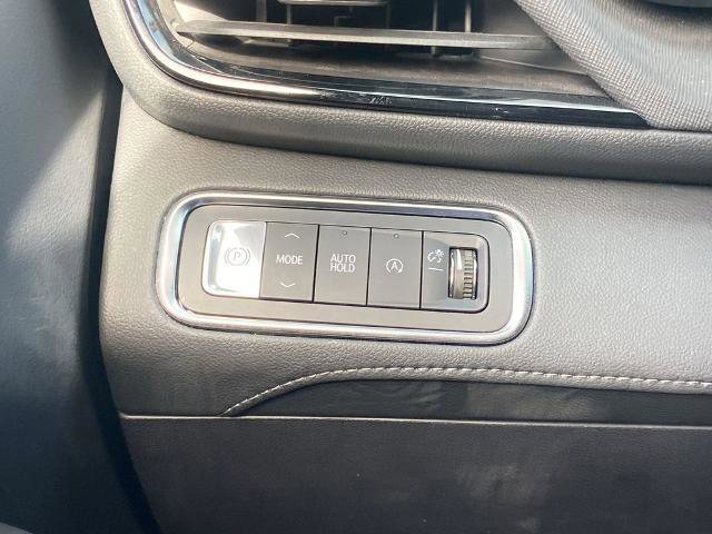 Used 2025 Buick Enclave Preferred image 14