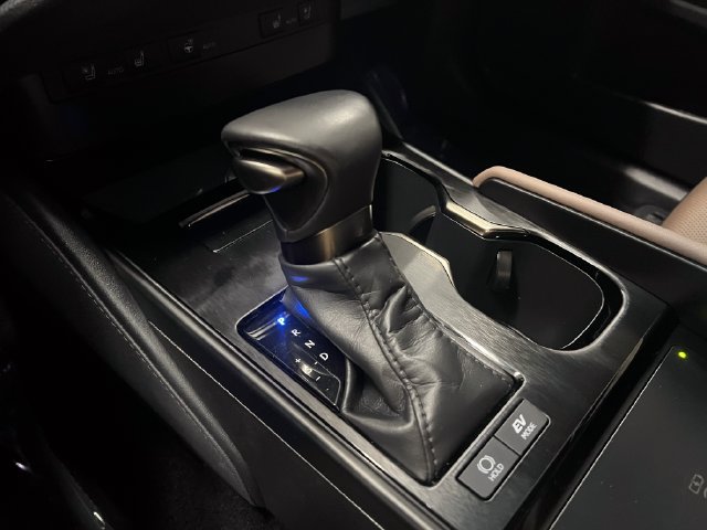Certified 2025 Lexus ES 300h w/ Premium Package FWD image 21