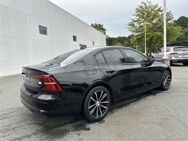Used 2023 Volvo S60 T8 Plus image 5