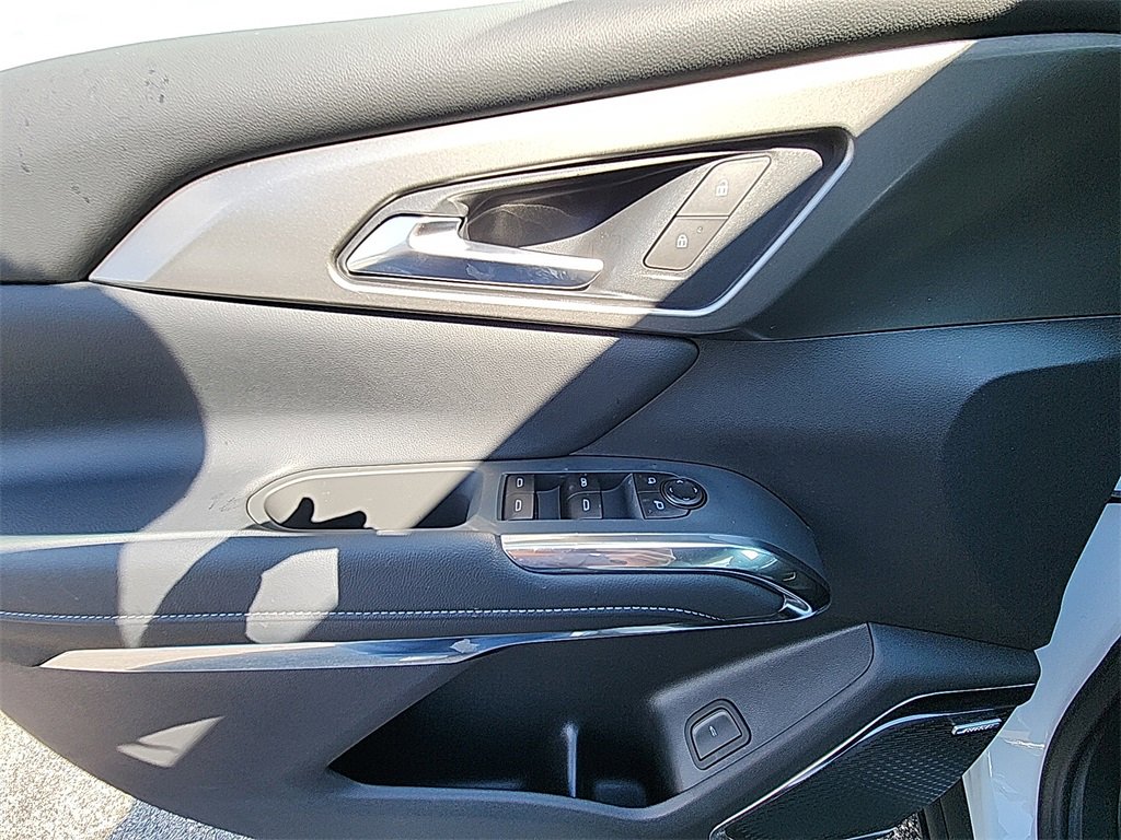 New 2026 Chevrolet Traverse LT w/ Enhanced Driving Package image 13