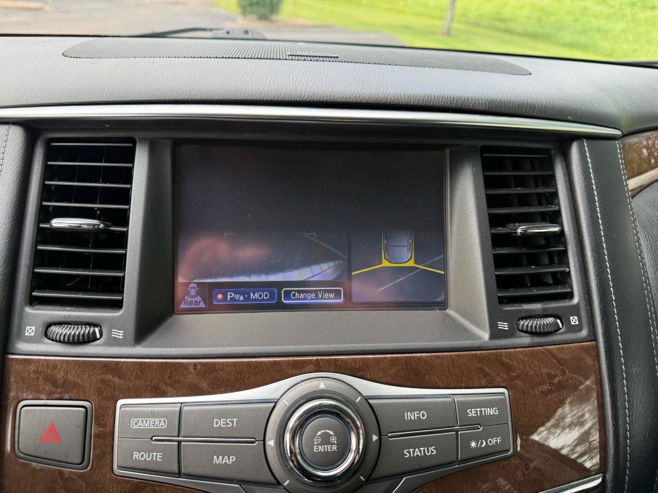 Used 2016 INFINITI QX80 2WD image 6