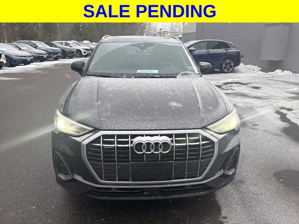 Used 2023 Audi Q3 2.0T Premium w/ Convenience Package image 6