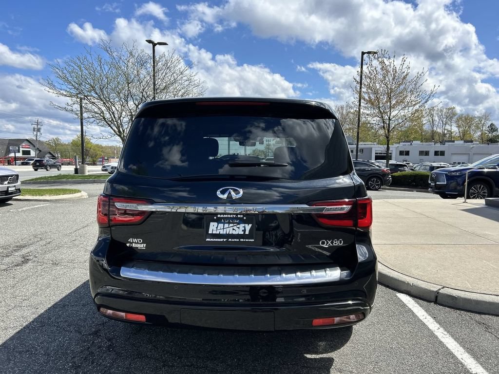 Certified 2024 INFINITI QX80 Sensory AWD/4WD image 7