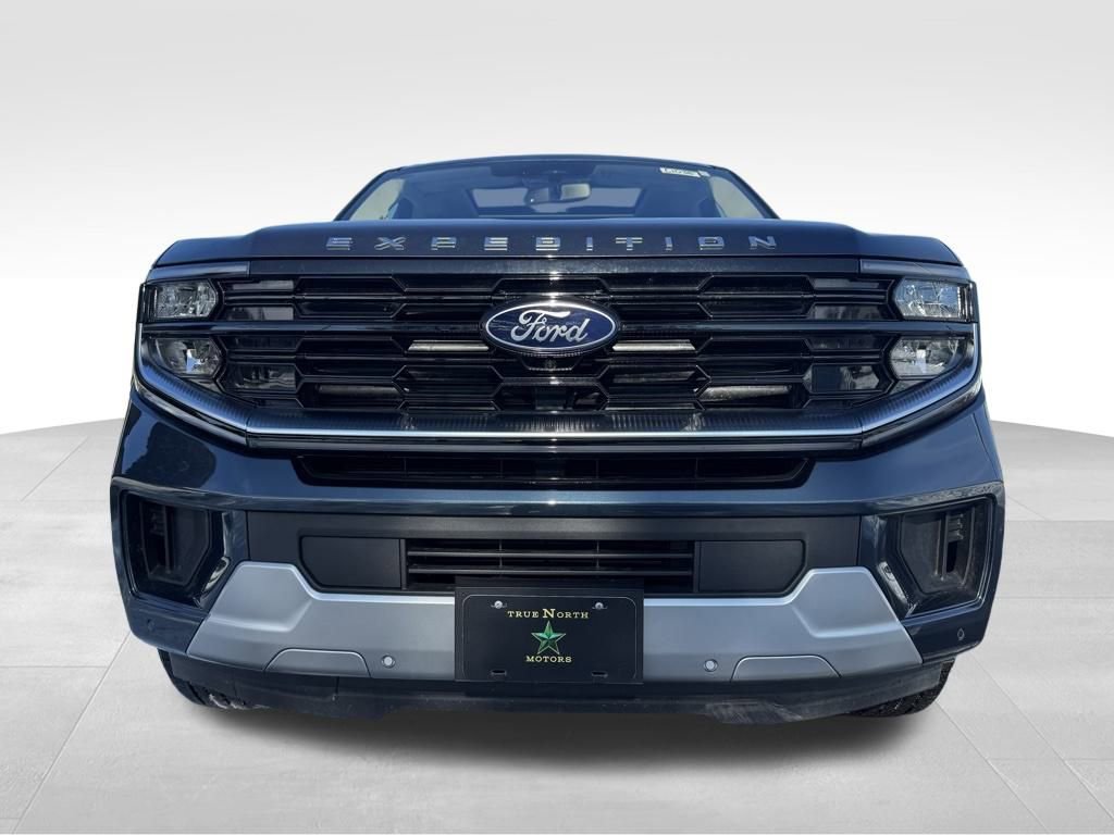 Used 2025 Ford Expedition Platinum w/ Platinum Ultimate Package image 4