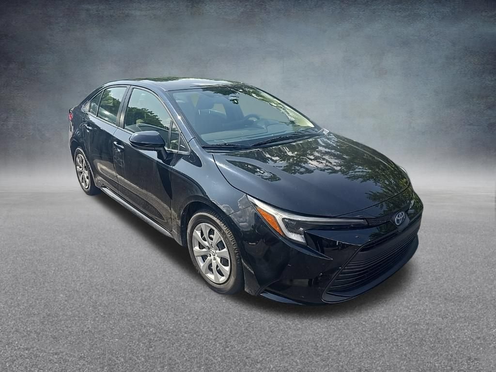 Used 2023 Toyota Corolla LE FWD image 8