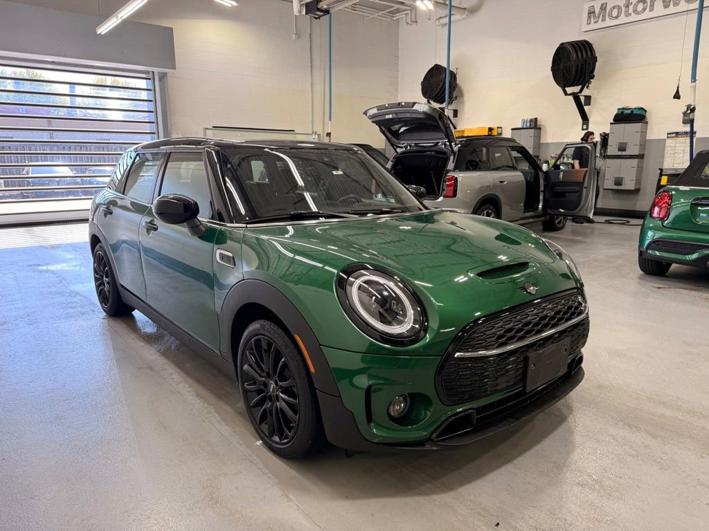 Certified 2023 MINI Cooper Clubman S w/ Premium Package FWD image 7