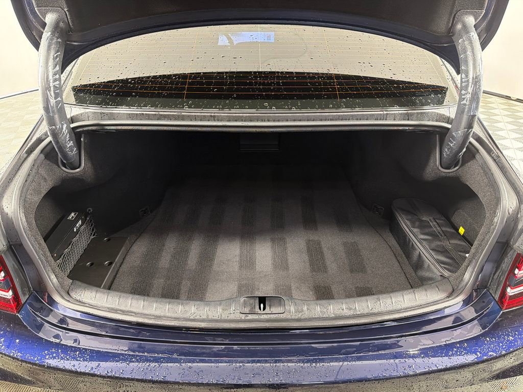 Used 2025 Genesis G80 2.5T AWD/4WD image 19