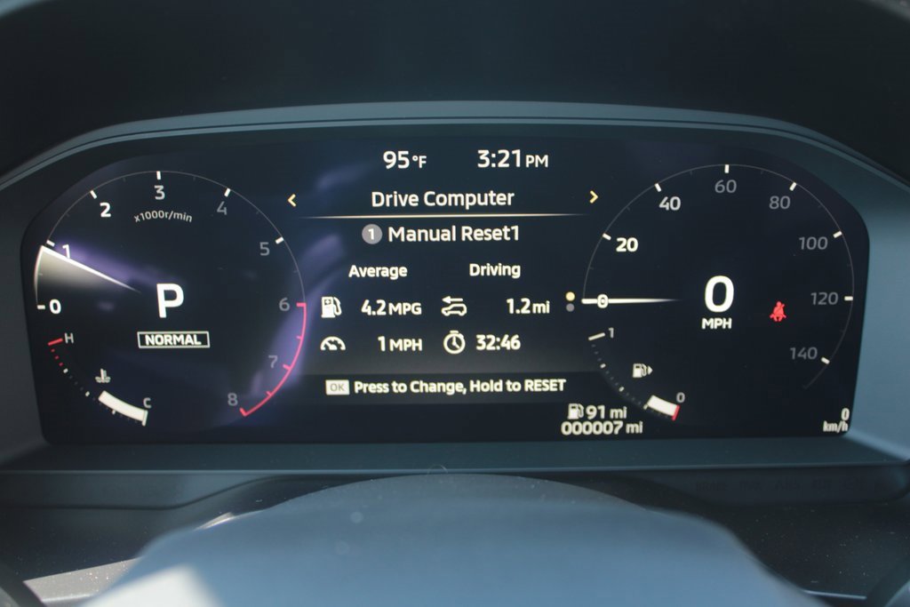 New 2025 Mitsubishi Outlander SE image 23