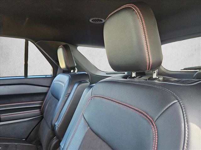 Used 2024 Ford Explorer ST-Line w/ Class IV Trailer Tow Package image 20