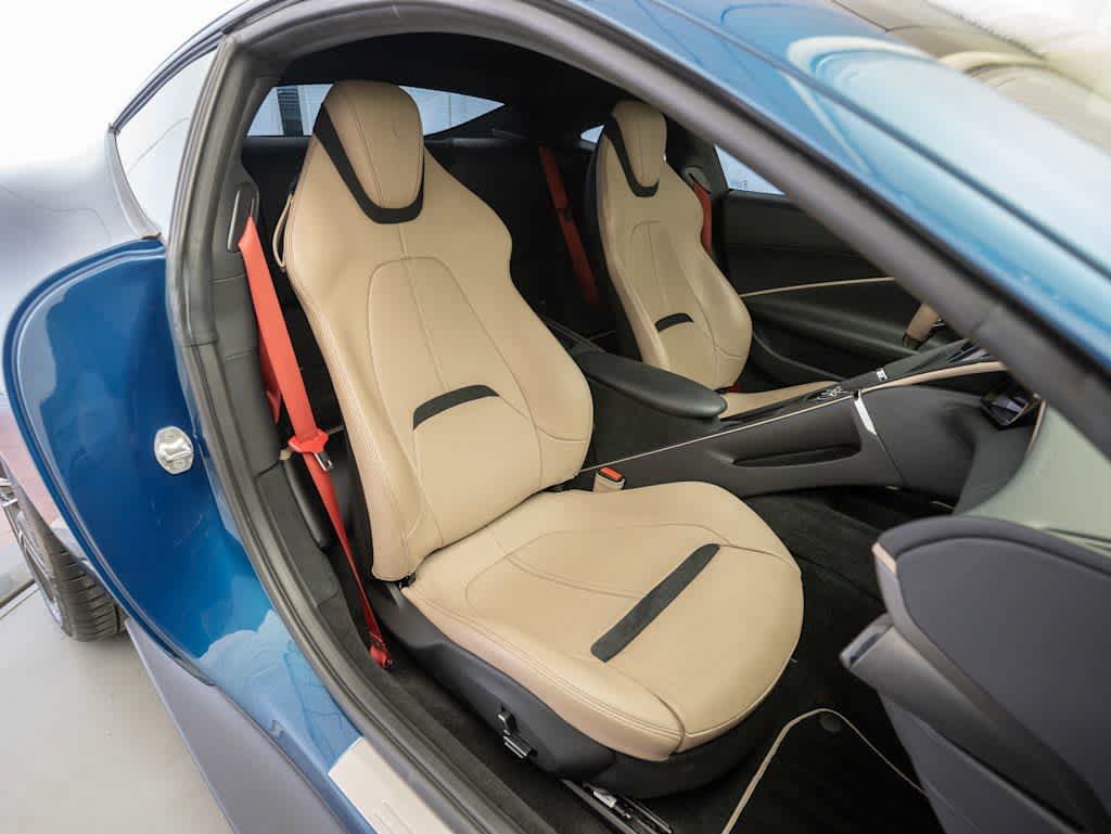 Used 2022 Ferrari Roma RWD image 18