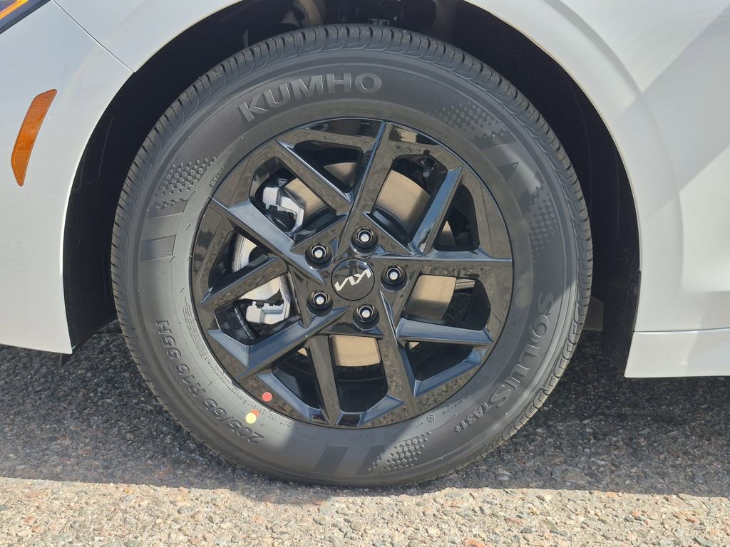 New 2026 Kia K5 LXS image 17