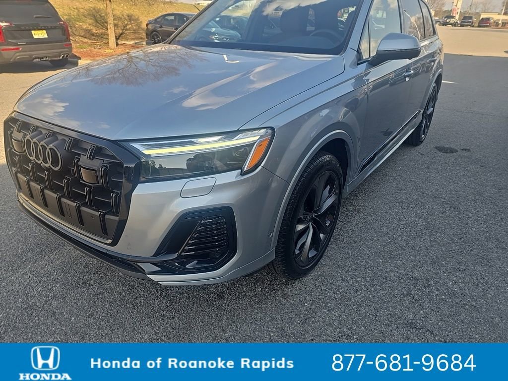 Used 2025 Audi Q7 3.0T Premium Plus