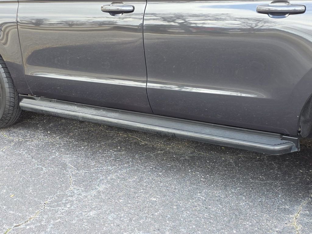 Used 2024 Ford Expedition Max XLT image 32