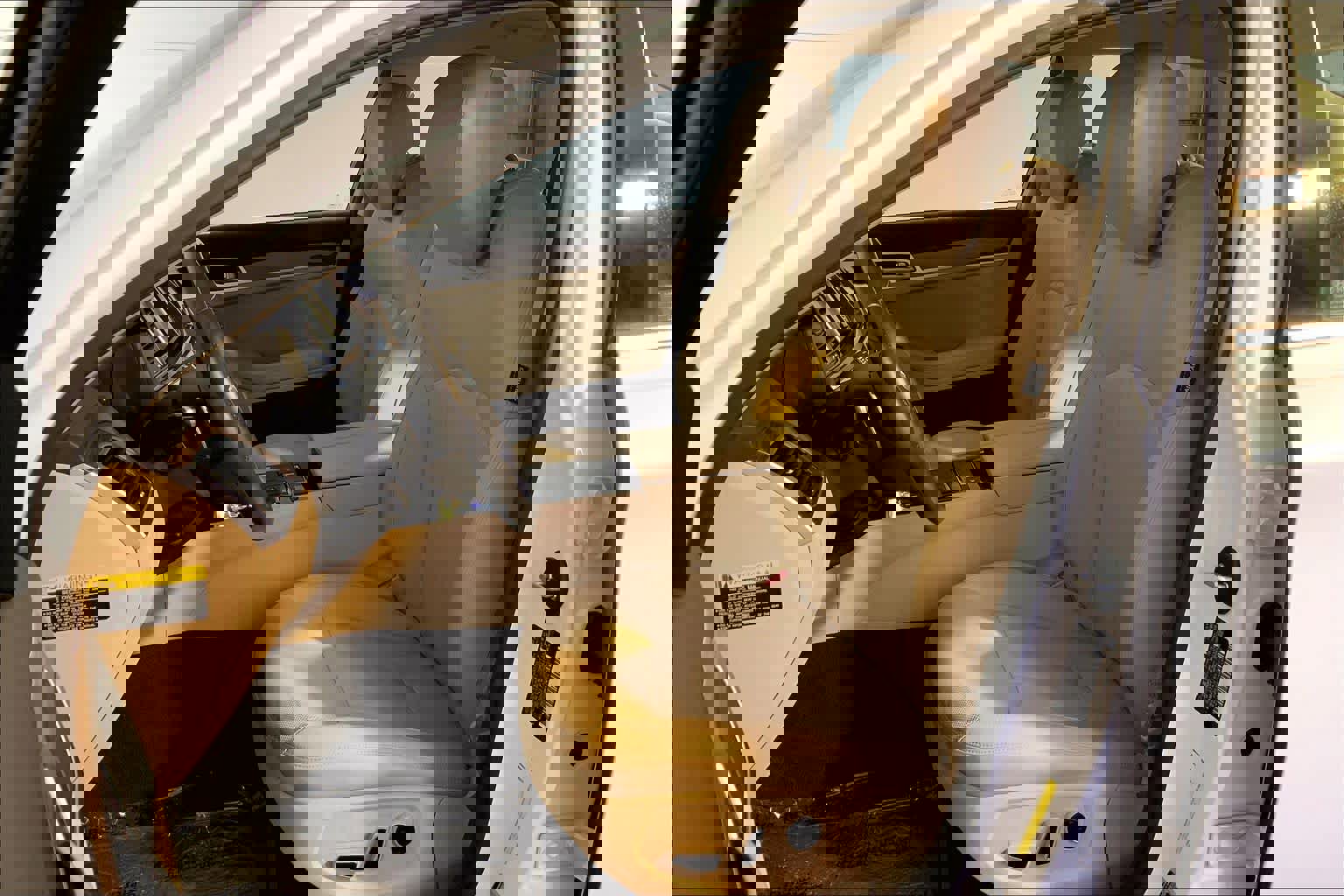 Used 2016 Hyundai Genesis 3.8 image 9