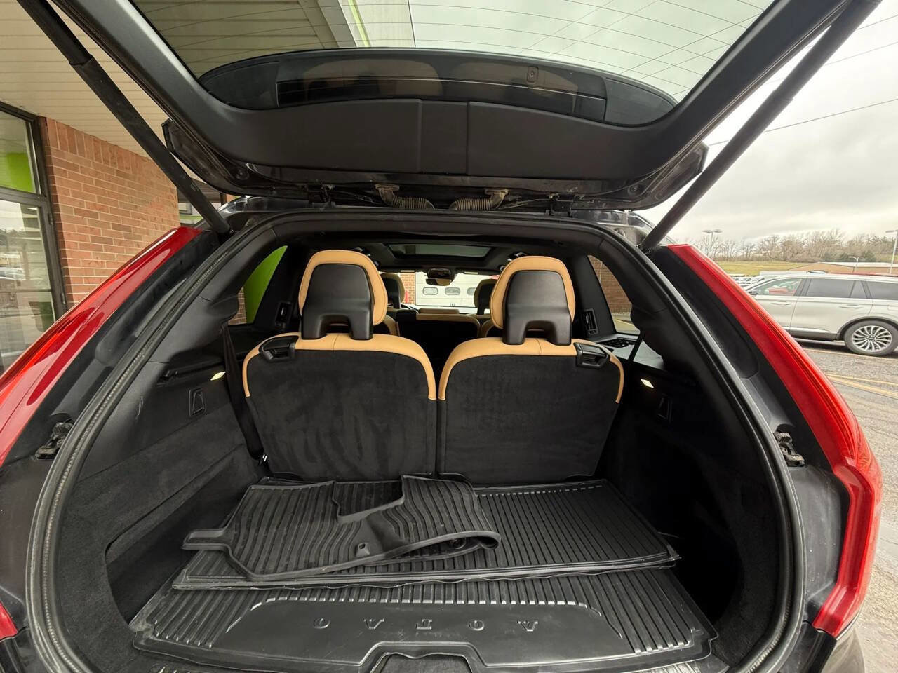 Used 2016 Volvo XC90 T6 Momentum w/ Protection Package Plus image 16