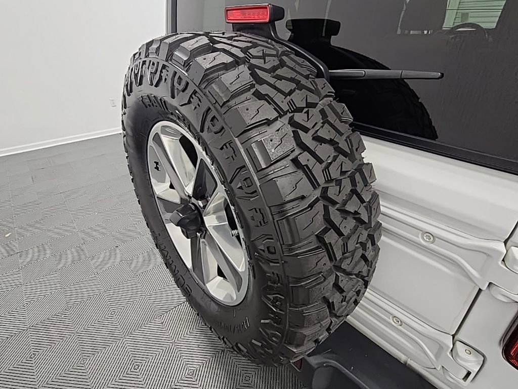 Used 2021 Jeep Wrangler Unlimited Sahara image 48