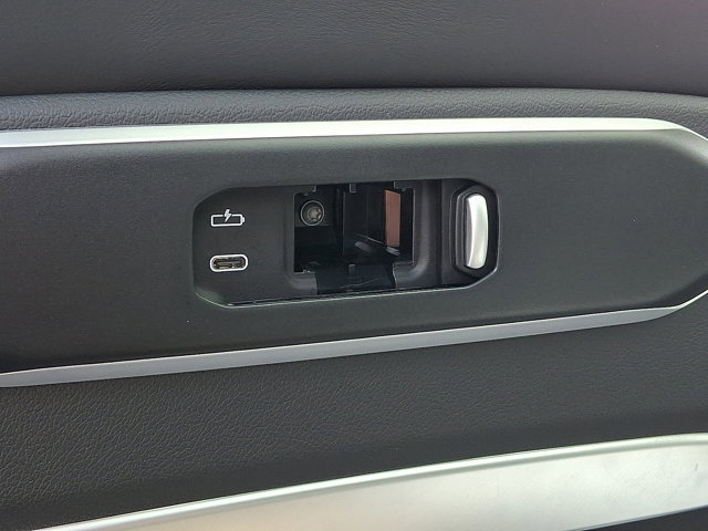 Used 2026 BMW X7 xDrive40i image 14