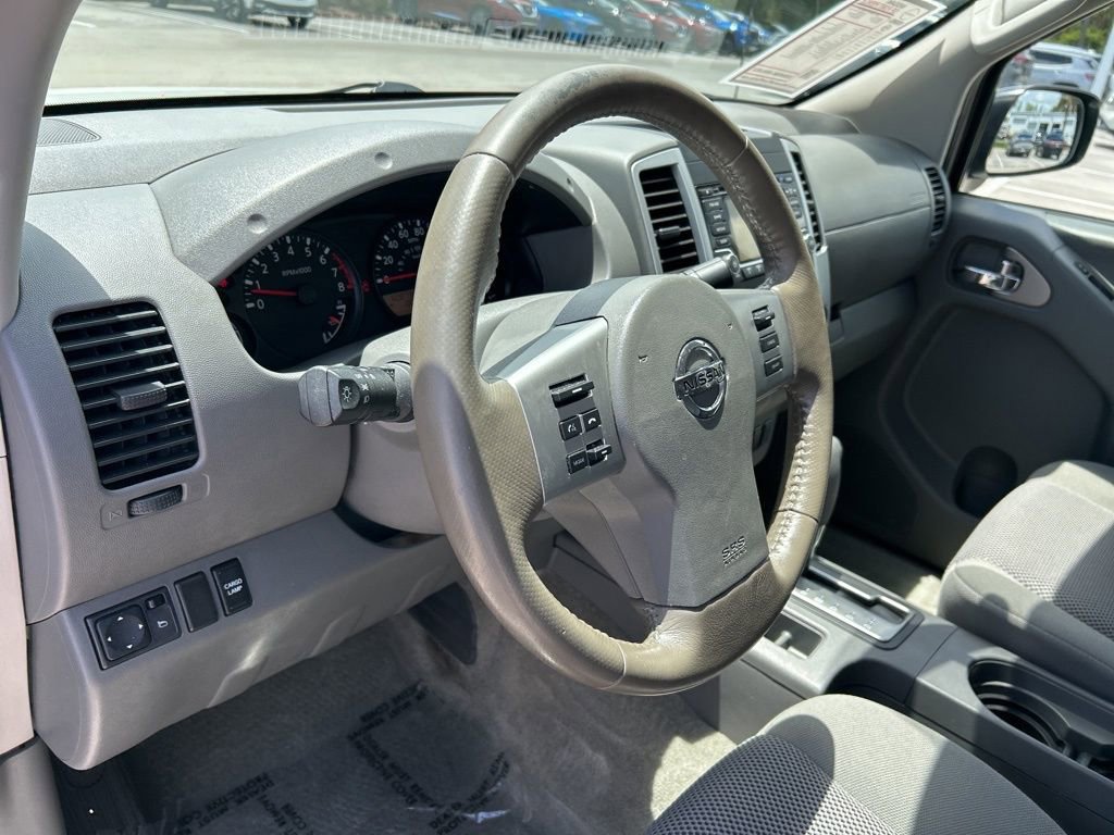 Used 2017 Nissan Frontier SV w/ SV Value Truck Package RWD image 22