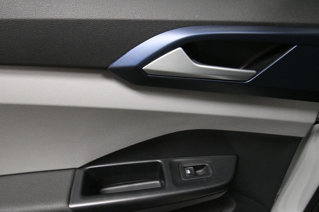 Used 2024 Volkswagen Taos SE FWD image 20