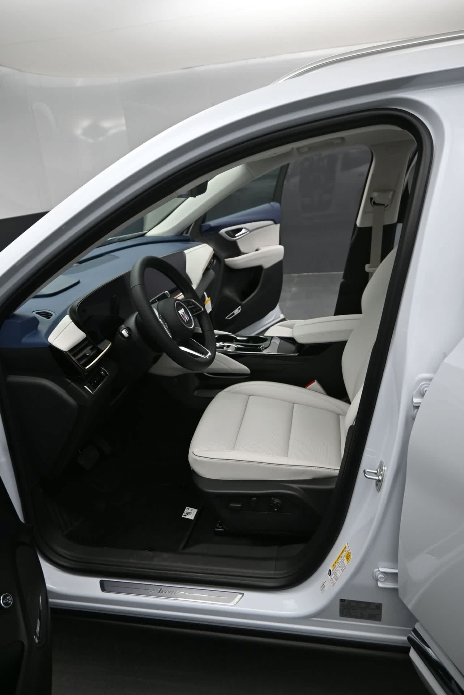New 2026 Buick Envision Avenir AWD/4WD image 16