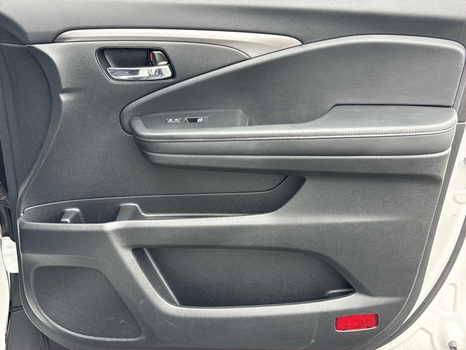 Used 2021 Honda Pilot Special Edition image 24