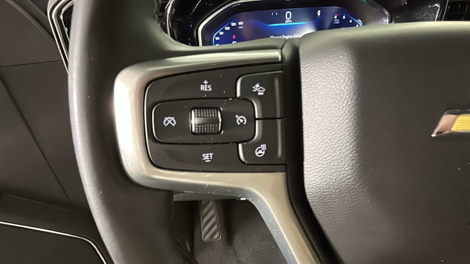 Used 2024 Chevrolet Silverado 1500 LT AWD/4WD image 18