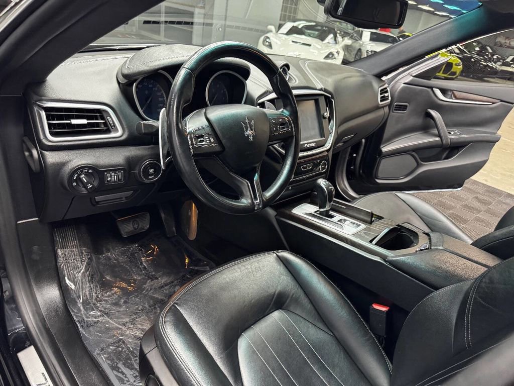 Used 2016 Maserati Ghibli S image 38